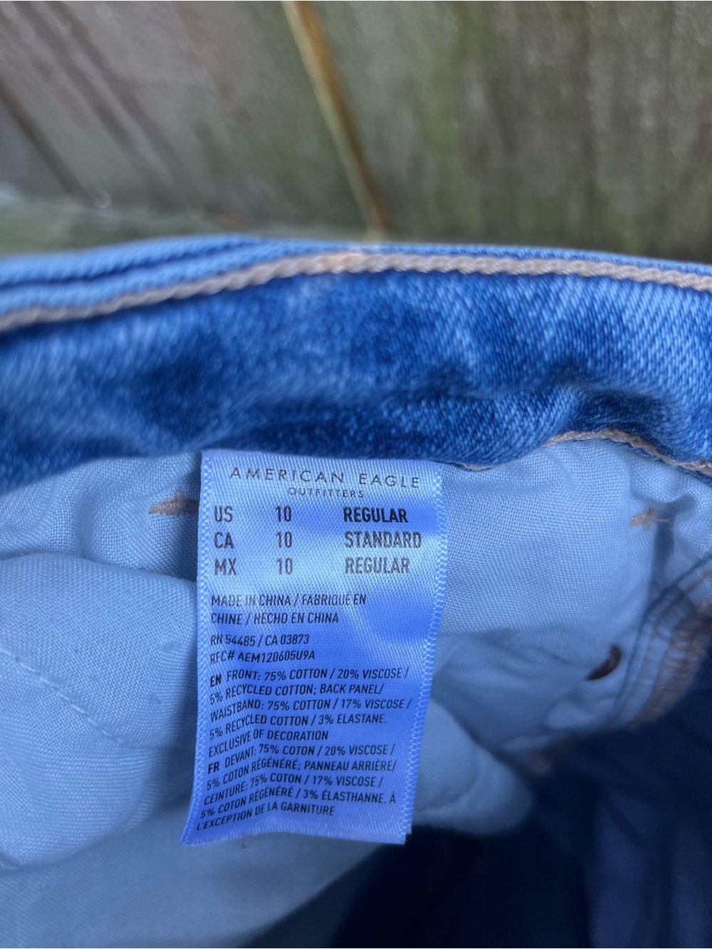 American Eagle Outfitters Medium Blue Distressed Straight Leg Mom Jeans - Picture 5 of 5